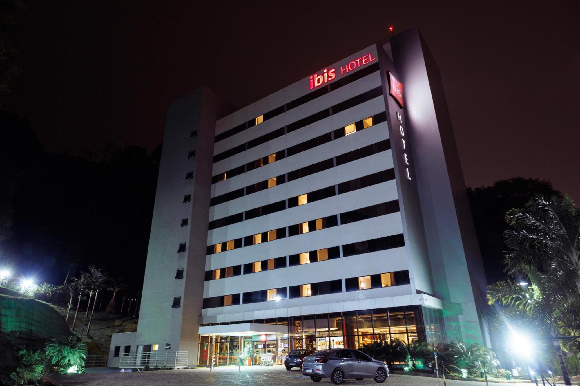 ホテル Ibis ジュイス・デ・フォーラ エクステリア 写真